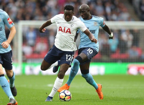 表现不容小 表现不容小